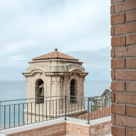La Balza Di Scilla